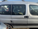 CITROEN BERLİNGO SAĞ SÜRGÜLÜ KAPI