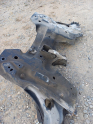 Oto Çıkma Parça / Peugeot / 207 / Alt Takım / Travers / Çıkma Parça 
