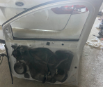 Oto Çıkma Parça / Ford / Focus / Kaporta & Karoser / Sol Ön Kapı / Çıkma Parça 