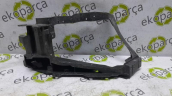 BMW 3 2019 2024 G20 SOL ÖN  SİS FAR YUVASI BRAKETI 51118069347