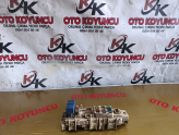 Oto Çıkma Parça / Toyota / Corolla / Elektrik / Sigorta Kutusu / Çıkma Parça 