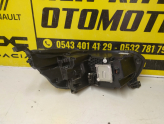 Oto Çıkma Parça / Renault / Trafic / Far & Stop / Sol Ön Far / Çıkma Parça 