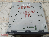 Oto Çıkma Parça / Seat / Leon / Teyp / Cd Changer / Çıkma Parça 