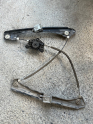 Oto Çıkma Parça / Volkswagen / Jetta / Oto Cam / Cam Krikosu / Çıkma Parça 