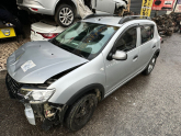 Dacia Sandero Stepway Çıkma 0.9 Tce Motor Beyin Takımı Seti İmmo