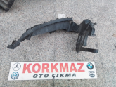 Oto Çıkma Parça / Audi / A4 / Far & Stop / Far Braketi / Çıkma Parça 