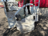 Oto Çıkma Parça / Renault / Trafic / Oto Cam / Kapı Camları / Çıkma Parça 