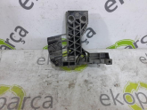 MERCEDES C SERİSİ 2021 2024 W206 SOL PANEL BRAKETİ A2066201700