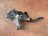Oto Çıkma Parça / Renault / Clio / Koltuk & Döşeme / Pedal / Çıkma Parça 