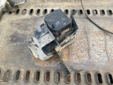 Oto Çıkma Parça / Volkswagen / Passat / ABS / ABS Beyni / Çıkma Parça 