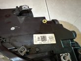 Oto Çıkma Parça / Volkswagen / Polo / Far & Stop / Sol Ön Far / Çıkma Parça 