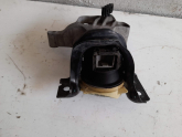 Oto Çıkma Parça / Dacia / Dokker / Motor / Takozu & Kulağı / Çıkma Parça 