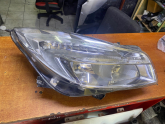 Oto Çıkma Parça / Opel / Insignia / Far & Stop / Sağ Ön Far / Çıkma Parça 
