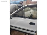 Oto Çıkma Parça / Hyundai / Elantra / Oto Cam / Kapı Camları / Çıkma Parça 