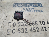 Oto Çıkma Parça / Renault / Clio / Tampon / Çeki Demir Kapağı / Çıkma Parça 
