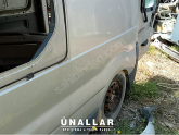 Oto Çıkma Parça / Renault / Trafic / Kaporta & Karoser / Sol Ön Çamurluk / Çıkma Parça 