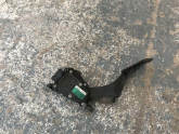 Oto Çıkma Parça / Volkswagen / Caravelle / Koltuk & Döşeme / Pedal / Çıkma Parça 