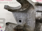 Oto Çıkma Parça / Volkswagen / Passat / Motor / Bağlantı Braketi / Çıkma Parça 