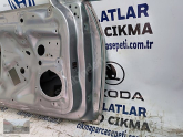 Oto Çıkma Parça / Volkswagen / Golf / Kaporta & Karoser / Sol Ön Kapı / Çıkma Parça 