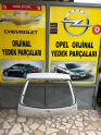 Opel Corsa c beyaz renk bagaj kapağı