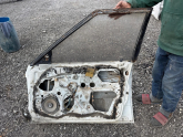 Oto Çıkma Parça / Mazda / 121 / Kaporta & Karoser / Sağ Ön Kapı / Çıkma Parça 