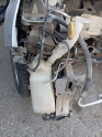 RENO CLİO 3 CAM SU BİDONU