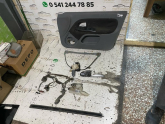 Oto Çıkma Parça / Renault / Clio / Oto Cam / Cam Krikosu / Çıkma Parça 