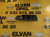Chevrolet Captiva Çıkma Cam Düğmesi