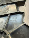Oto Çıkma Parça / Audi / A6 / Tampon / Tutucu Braketi / Çıkma Parça 