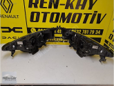 Oto Çıkma Parça / Renault / Megane / Far & Stop / Sağ Ön Far / Çıkma Parça 