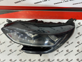 Oto Çıkma Parça / Renault / Megane / Far & Stop / Sol Ön Far / Çıkma Parça 