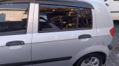 hyundai getz sol arka kapı dolu