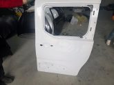 Oto Çıkma Parça / Peugeot / Rifter / Kaporta & Karoser / Sol Sürgülü Kapı / Çıkma Parça 