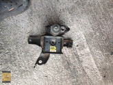 Oto Çıkma Parça / Toyota / Yaris / Motor / Takozu & Kulağı / Çıkma Parça 