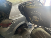 Oto Çıkma Parça / Opel / Astra / Kaporta & Karoser / Komple Arka / Çıkma Parça 