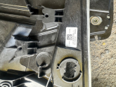 Oto Çıkma Parça / Ford / Puma / Oto Cam / Cam Krikosu / Çıkma Parça 