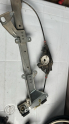 2005 FORD FUSİON SAĞ ÖN CAM KRİKO