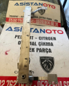 Peugeot 2008 ön tampon demiri