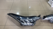 Oto Çıkma Parça / Toyota / C-HR Hybrid / Far & Stop / Sağ Ön Far / Çıkma Parça 