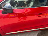 Oto Çıkma Parça / Renault / Clio / Kaporta & Karoser / Sol Ön Kapı / Çıkma Parça 