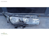 Oto Çıkma Parça / Toyota / Corolla / Far & Stop / Sağ Ön Far / Çıkma Parça 