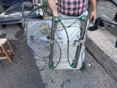 Oto Çıkma Parça / Volkswagen / Transporter / Oto Cam / Cam Krikosu / Çıkma Parça 