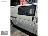 Oto Çıkma Parça / Volkswagen / Transporter / Kaporta & Karoser / Sağ Ön Kapı / Çıkma Parça 