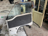 Oto Çıkma Parça / Mitsubishi / L300 / Oto Cam / Cam Krikosu / Çıkma Parça 