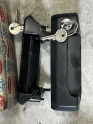 Oto Çıkma Parça / Volkswagen / Caravelle / Kaporta & Karoser / Dış Kapı Kolu / Çıkma Parça 