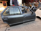 Oto Çıkma Parça / Renault / R 21 / Kaporta & Karoser / Sağ Arka Kapı / Çıkma Parça 