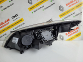 Oto Çıkma Parça / Renault / Megane / Far & Stop / Sağ Ön Far / Çıkma Parça 