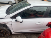 Renault clio 5 sağ ön kapı