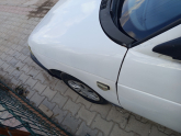 Lada Vega sol ön çamurluk