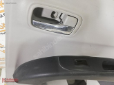 Oto Çıkma Parça / Mitsubishi / L200 / Kaporta & Karoser / Sol Ön Kapı / Çıkma Parça 